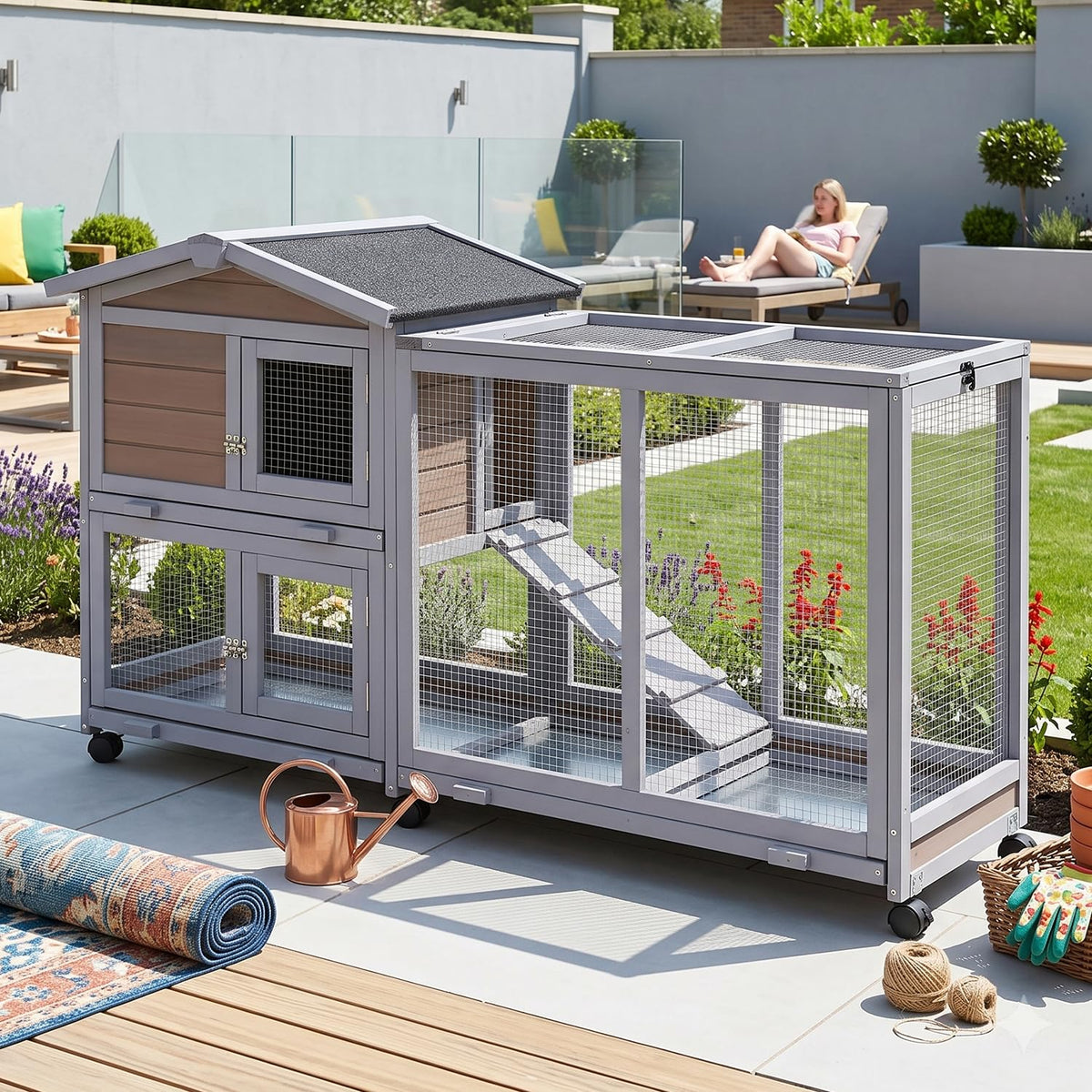 Wooden Rabbit Hutch with Casters and Tray M4832
