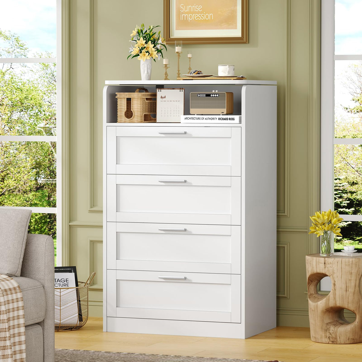 White 4 Drawer Dresser with Mirror B5658