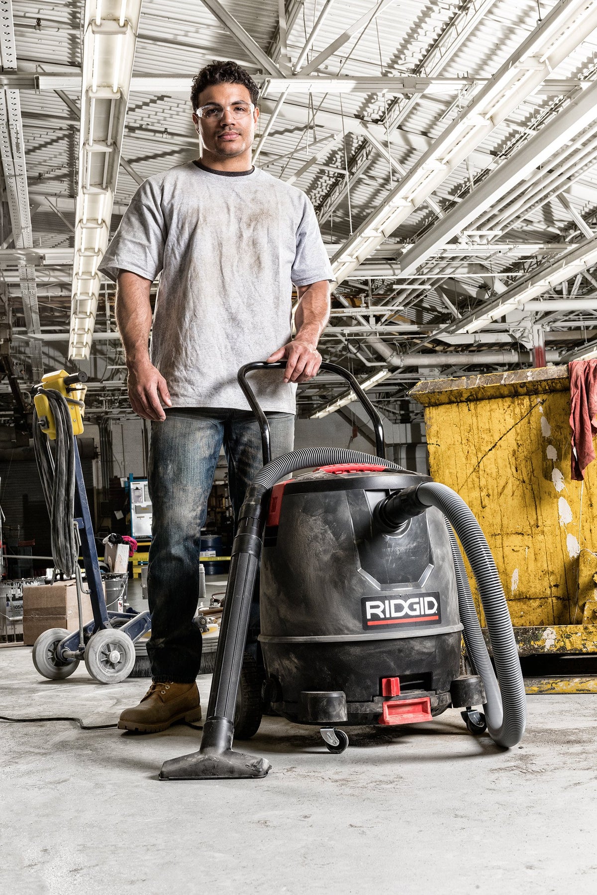 16-Gallon Wet Dry Shop Vacuum with Cart Y1374