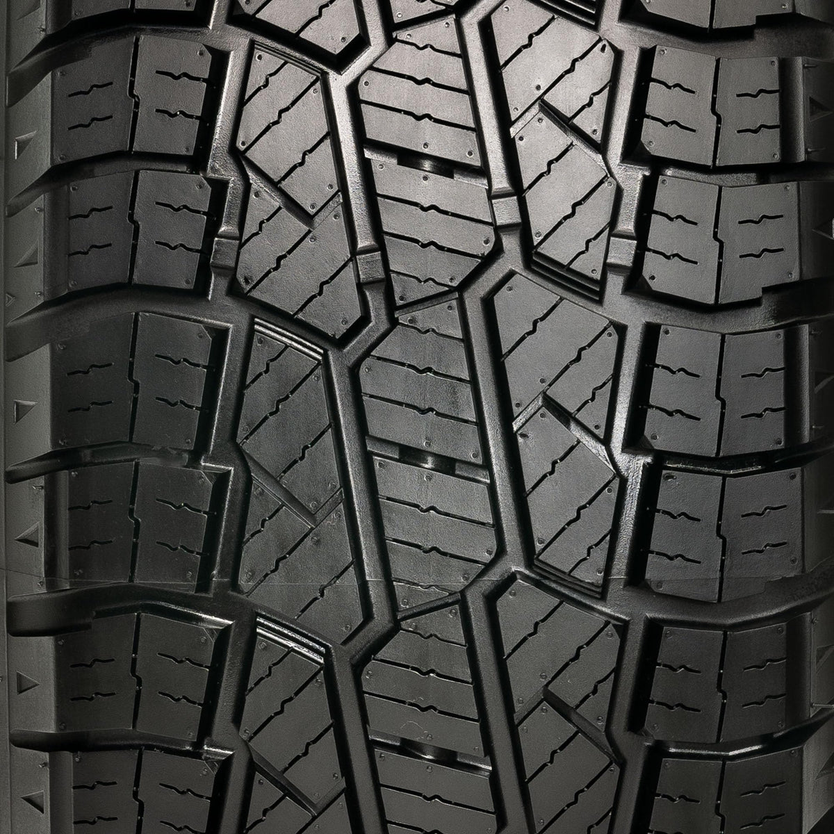 All-Terrain Off-Road Radial Tire 275/60R20 115T E220